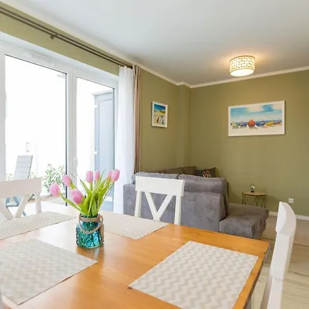 Gartenhaus Am Waldschloss App 2 Daire Heringsdorf